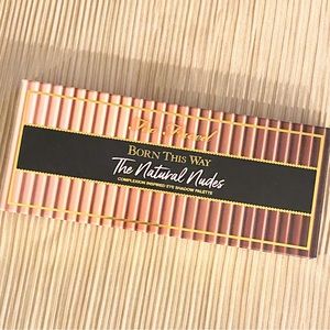 Too Faced Born This Way The Natural Nudes Eyeshadow Palette